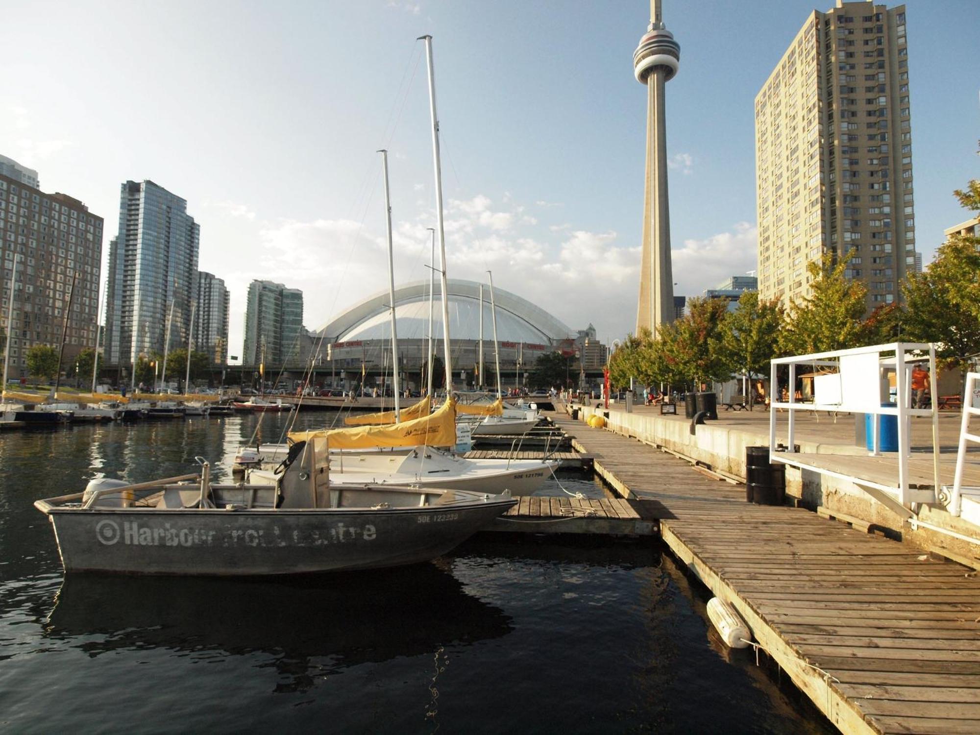 Intercontinental Toronto Centre, An Ihg Hotel Exterior photo